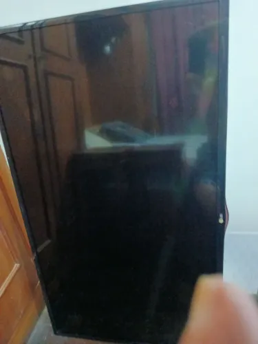 Tv lg 50ln5400- so tela trincada