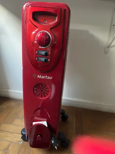 Aquecedor a óleo sem uso