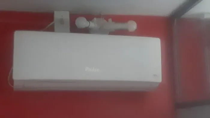 Ar condicionado Philco Split Frio 12.000 btu 220 volts - Desinstalar no Local
