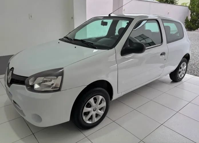 Renault Clio Authentique 1.0/1.0 Hi-power 16V 3P 2014