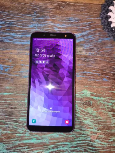 Samsung J6