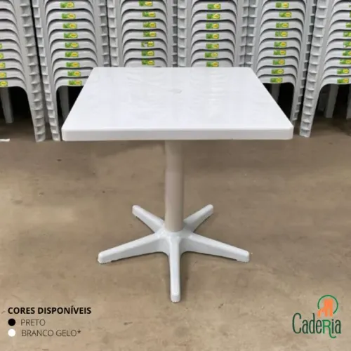 Mesa Plástica Desmontável Quadrada