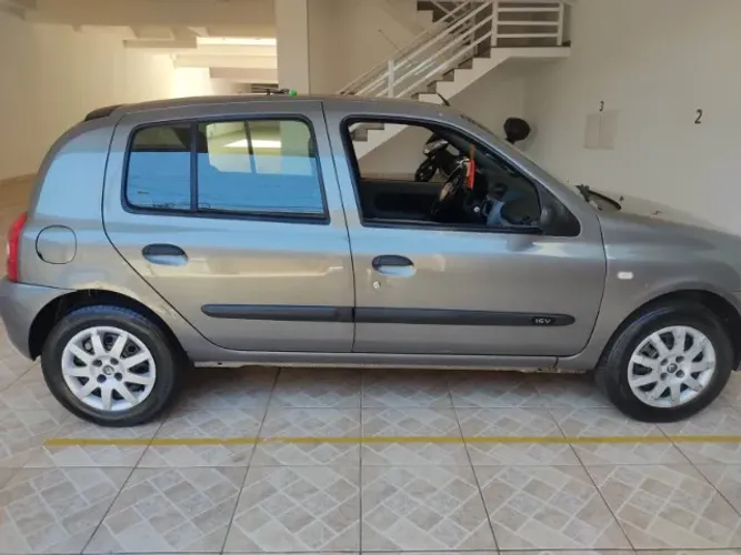 Renault Clio Expression Hi-flex 1.0 16V 5P 2007