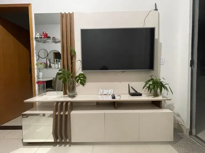 VENDE-SE RACK COM PAINEL PARA TV