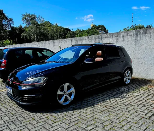 Volkswagen Golf Comfortline 1.4 TSI 140cv Aut. 2015