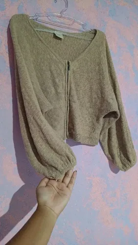 Blusinha oversize linda veste P e M