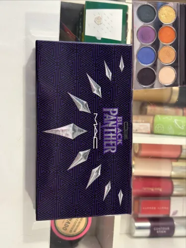 Paleta de sombras Mac black panther
