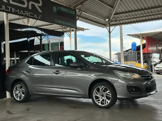 Citroen C4 Lounge Exclusive 1.6 Turbo 4P Aut. 2014