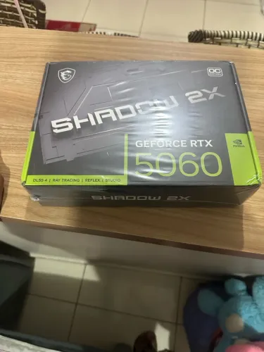 Placa de vídeo GEFORCE RTX5060