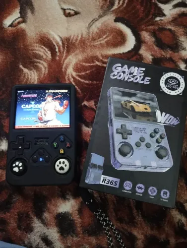 Mini game R36s preto, com capas personalizadas 