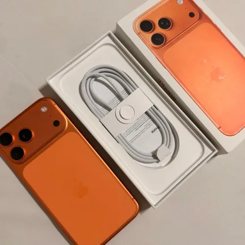 iPhone 17 Pro Max 512GB Laranja-Cósmico