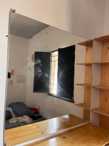 Vende se Penteaderia de palete junto com o espelho 