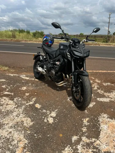 MT09