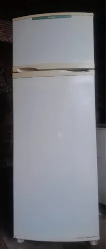 Geladeira cônsul