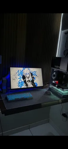 VENDO MONITOR LG 75HZ