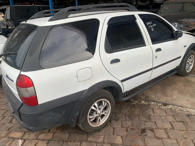 Palio WK Adventure 2000 SUCATA (em peças) 