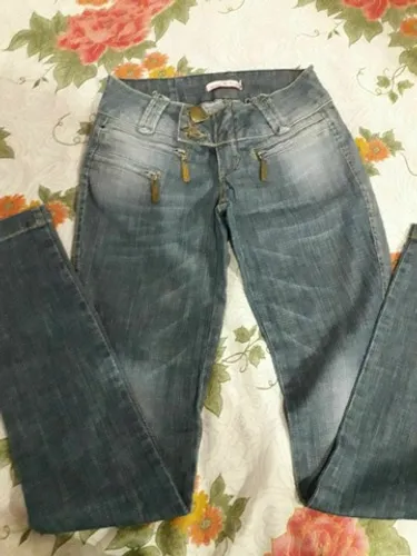 MENOR PREÇO!! 2 Calças Planet Girls novíssimas!!