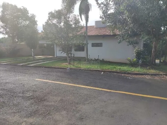 Casa Padrão à venda no Jardim Vale Das Rosas, Araraquara