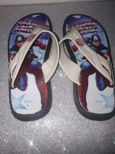 Chinelo Sandalia Imfantil Super Heroes - Capitão America