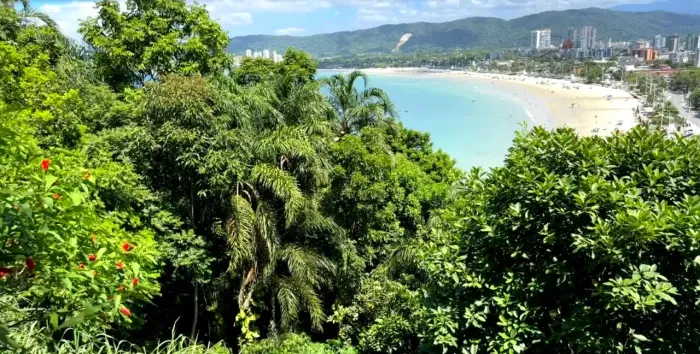 Terreno à venda no condomínio Península em Guarujá
