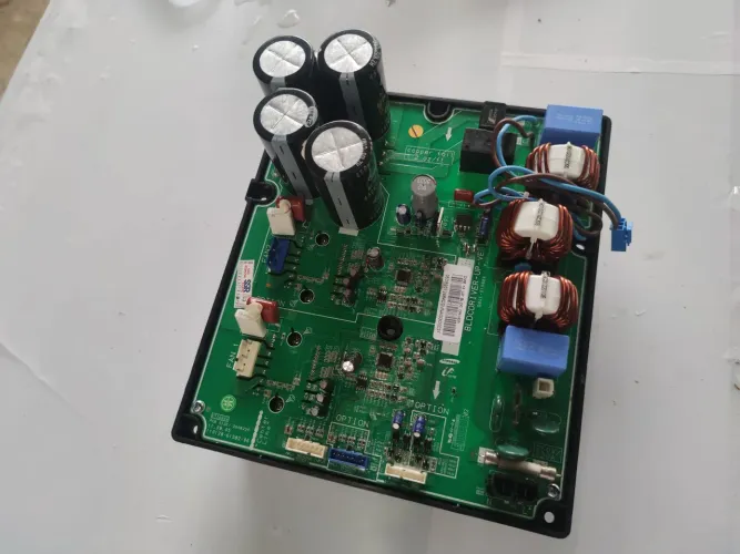 Placa da condensadora VRF DB4101088A