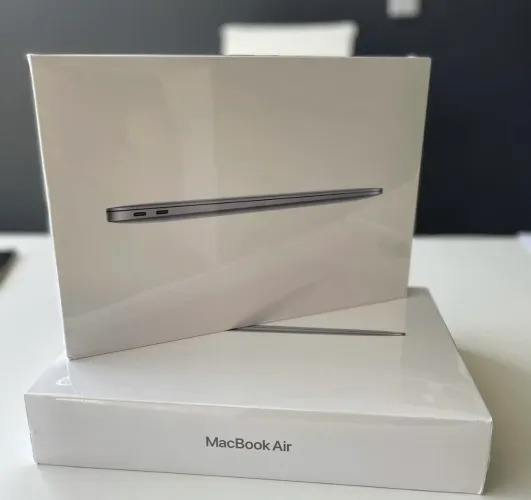 Promoção MacBook Air 13.3 M18GB/ 256SSD