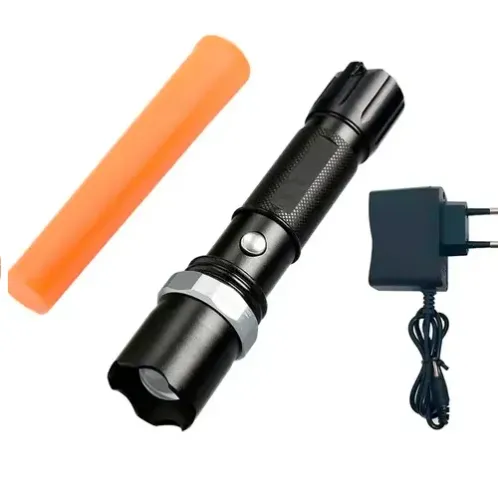 Lanterna com Zoom, Bateria Recarregável e Sinalizador LED - R$ 49,99