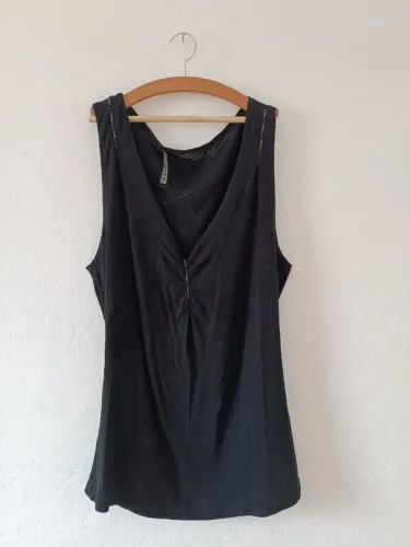 Blusinha Esotérica Preta