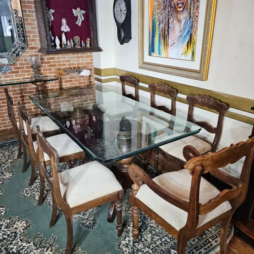 Moveis antigos, conjunto mesa com 6 cadeiras e 2 poltronas, antiguidades