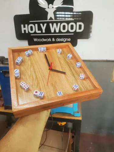 Relógio de parede/mesa rústico em madeira maciça