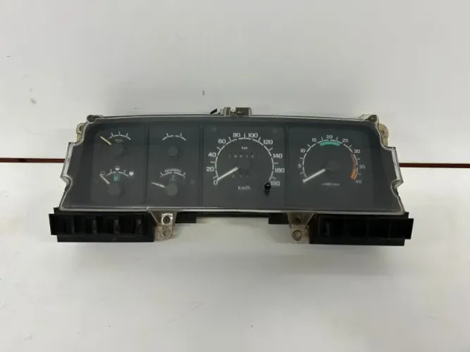 PAINEL DE INSTRUMENTO F1000 1995 4X4 MANUAL