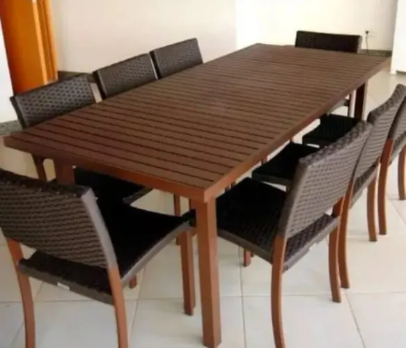 Mesa ripada retangular
