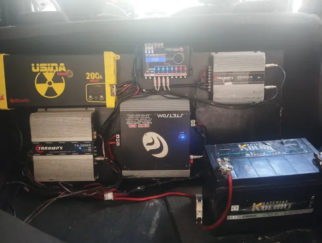 Caixa Trio 18" TORNADO 