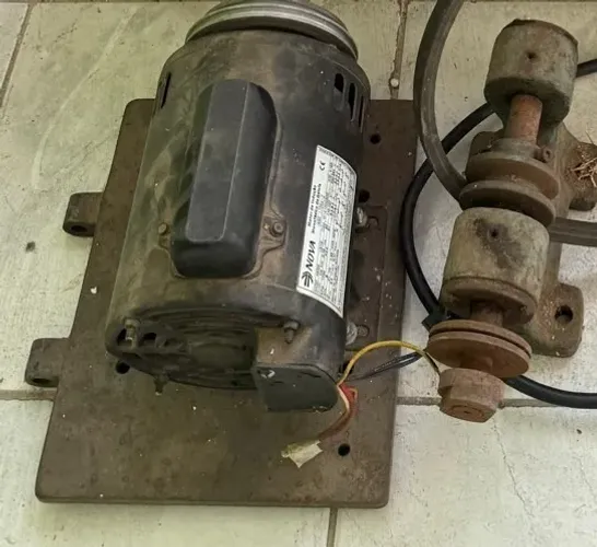 Motor Monofásico de Gaiola NOVA 3/4 CV 1750 RPM