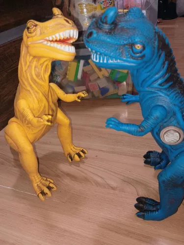 2 Dinossauro Rex