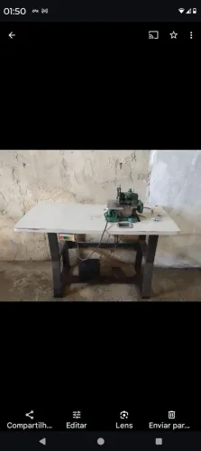 Máquina de costura overloque