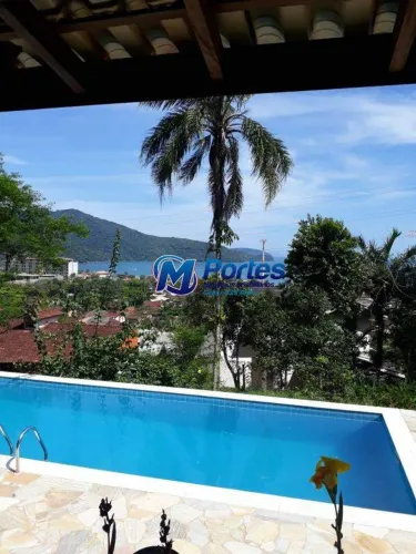 Casa de Praia Ubatuba, troca por imovel em Rio Preto, 4 suítes, piscina