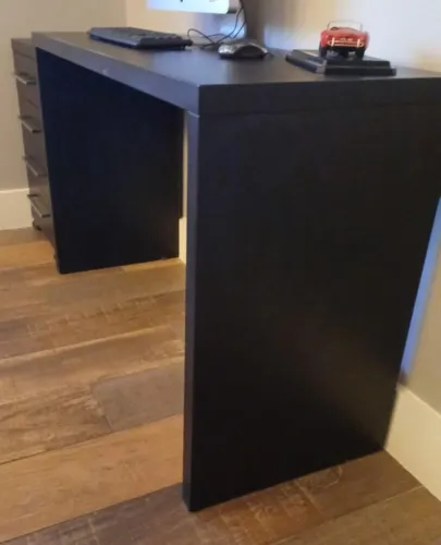 Escrivaninha TokStok Find Preta