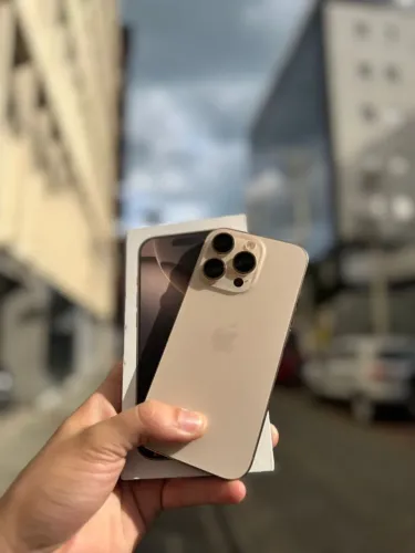 iPhone 16 Pro com 11 meses de garantia Apple 