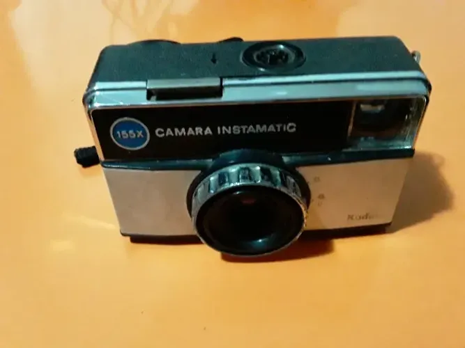 Câmera Analógica Kodak Instamatic 155 x, funcionando