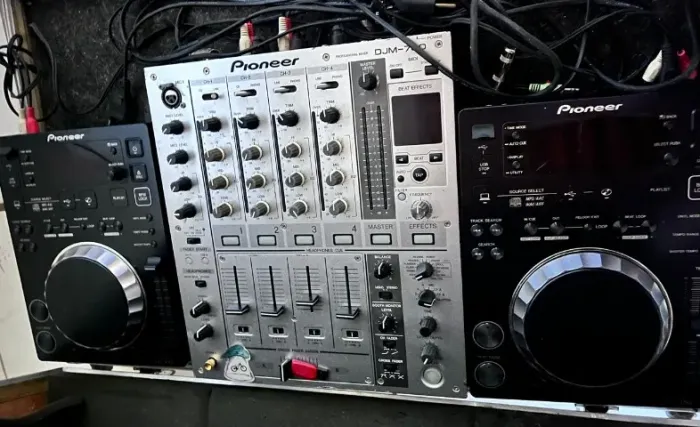 Mixer - aparelho de mixagem de som