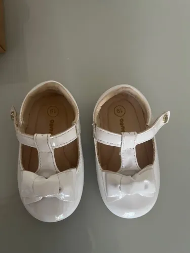 Sapatinho Infantil Branco com Laço - Nº 19