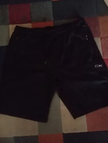 Bermuda moletom Calvin Klein performance original Tam g