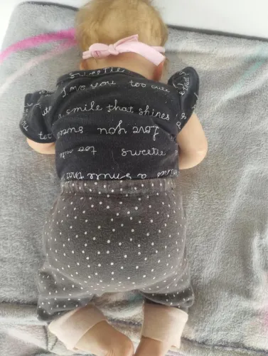 Bebê reborn recém nascido 