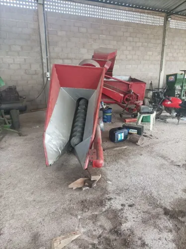 Colheitadeira de milho -foguetinho