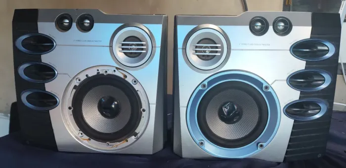 Caixa de Som system Philips funcionando tudo perfeitamente