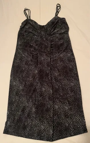 Vestido Alcinha Curto Estampa Cobra - Tamanho P