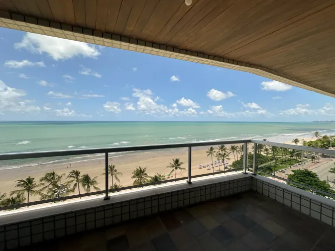 Apartamento à venda no Edifício Alvaro Costa em Boa Viagem, com 413m², beira-mar, 6 quarto
