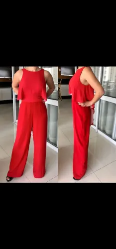 Macacão Vermelho Festa - OPORTUNIDADE