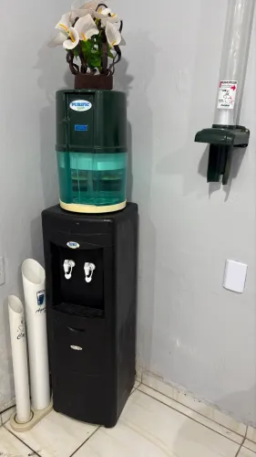Bebedouro de pé + purific